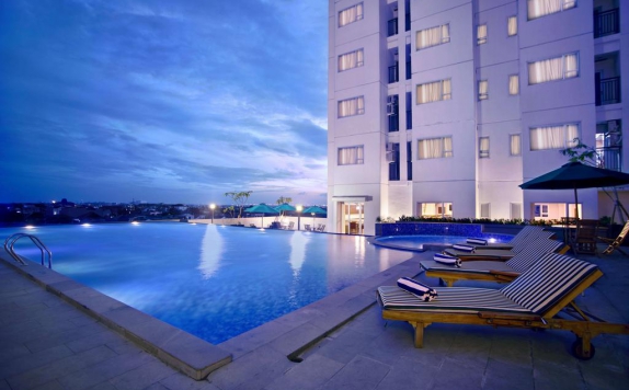 Swimming Pool di Aston Pluit Hotel and Residence