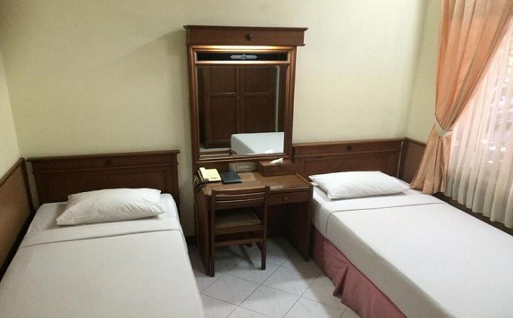Bedroom di Azana Sapta Nawa Resort 2