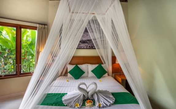 Tampilan Bedroom Hotel di Bakung Ubud Resort & Villa