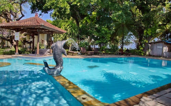 Swimming Pool di Bali Lovina Beach Cottages