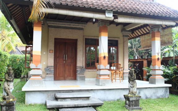 Eksterior di Bali Putra Villa