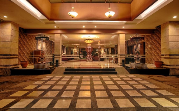 Eksterior di Bali World Hotel