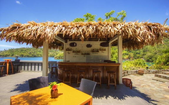 Bar di Bastianos Lembeh Dive Resort