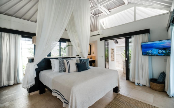 Bedroom di Batu Karang Lembongan Resort and Day Spa
