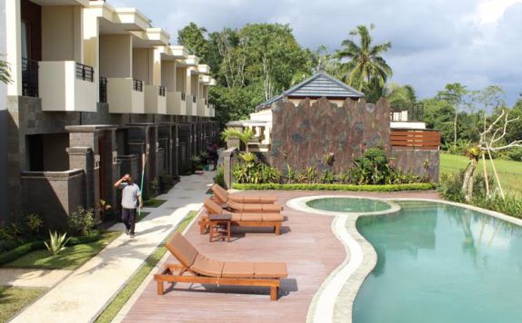Swimming Pool di Batukaru Hotel