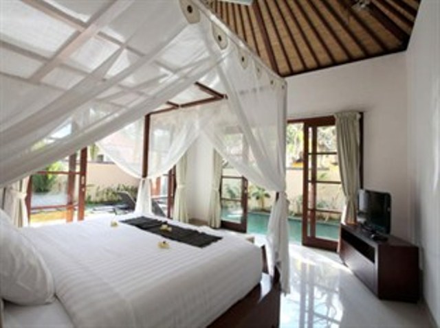 Kamar Tidur di Bayad Bali Ubud Villa