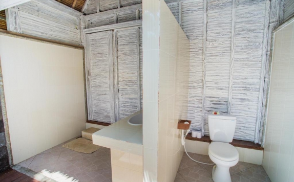 Bathroom di Bay Shore Huts