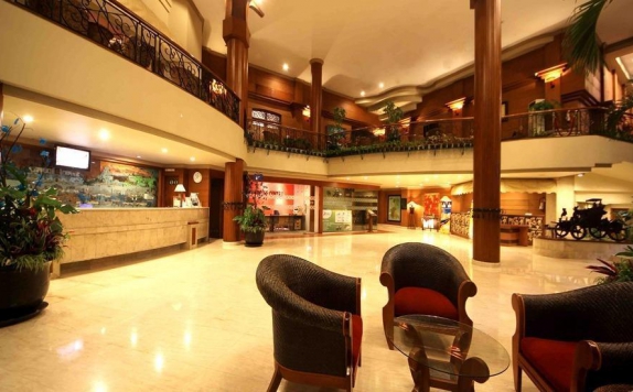 Lounge di Bentani Hotel & Residence