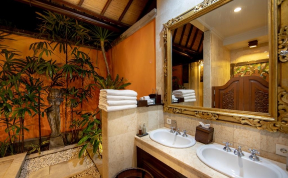 Bathroom di Bidadari Private Villas Retreat