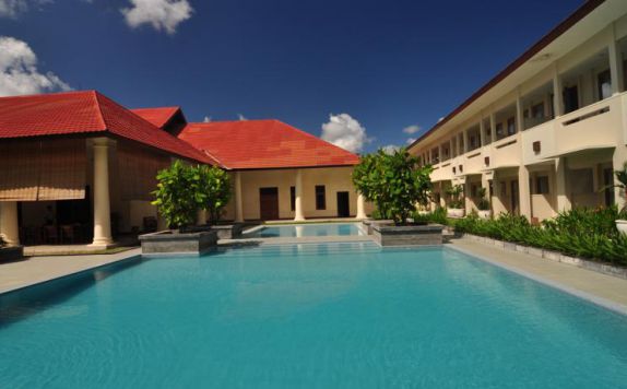 swimming pool di Billiton Hotel Belitung