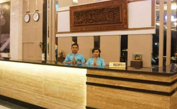 Receptionist di Bintan Agro Beach Resort and Spa