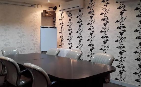 meeting room di Blessing Residence