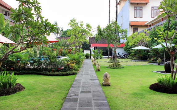 garden di Budhi Hotel