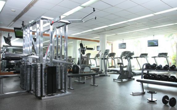 Fitness Centre di Bungalow Padang Modern Golf