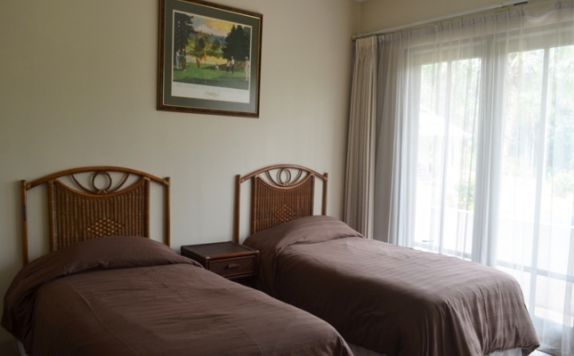 Guest Room di Bungalow Padang Modern Golf