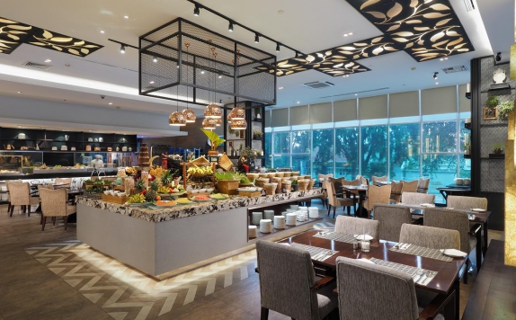 Restaurant di Cambridge Hotel Medan