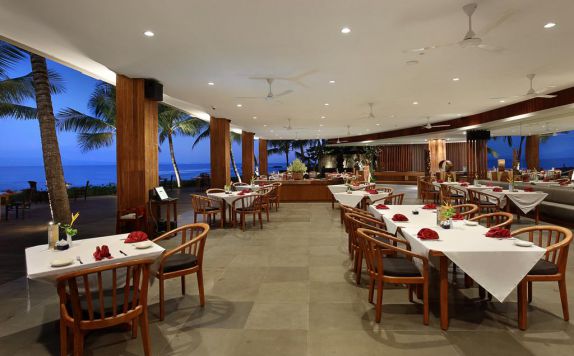 restaurant di CANDI BEACH RESORT & SPA BALI