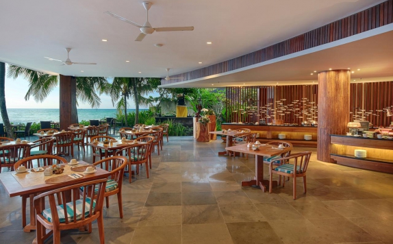 Restaurant di Candi Beach Resort & Spa