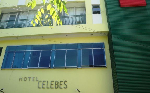 Eksterior di Celebes Manado Hotel