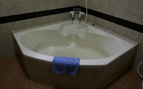 bathroom di Ciater Spa Resort