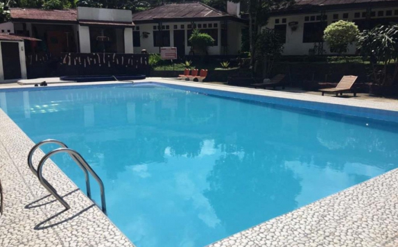 Swimming Pool di Ciloto Indah Permai Hotel Resort