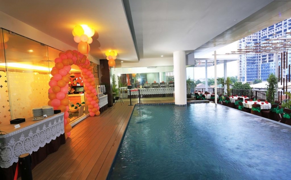 Swimming Pool di Cipta Hotel Pancoran Jakarta