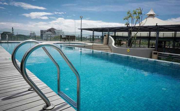 Swimming Pool di Citarum Hotel