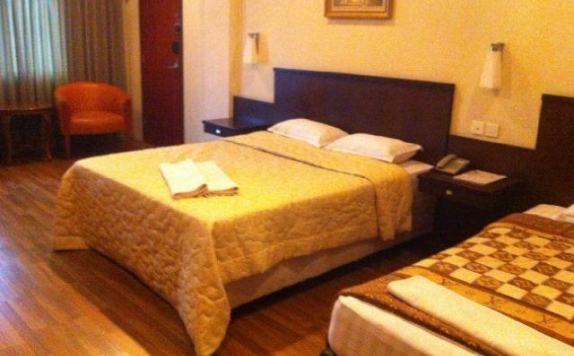 bedroom di City Hotel