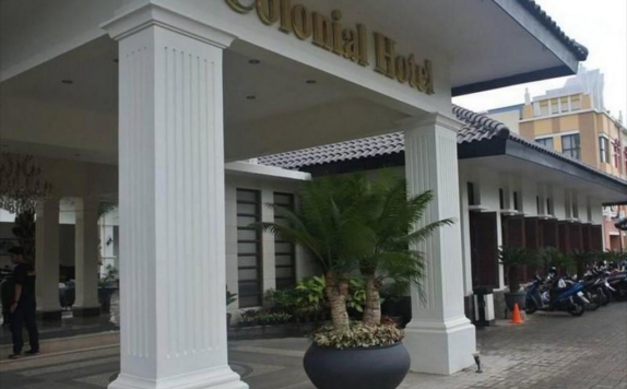eksterior di Colonial Hotel Makassar