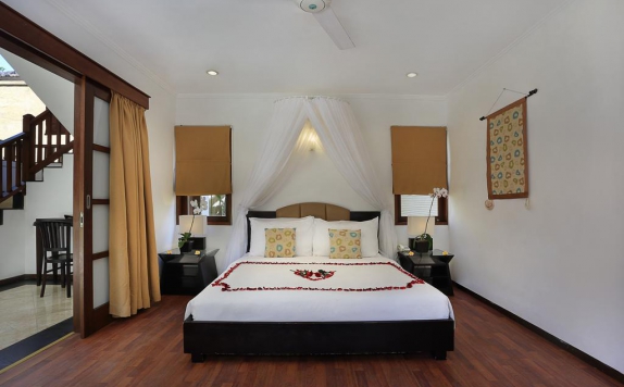 Tampilan Bedroom Hotel di Dampati Villa