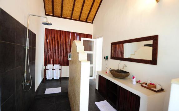 Bathroom di Danima Resort