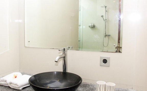 Bathroom di Delu Villas and Suite