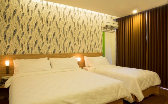 Bedroom di DeMira Hotel
