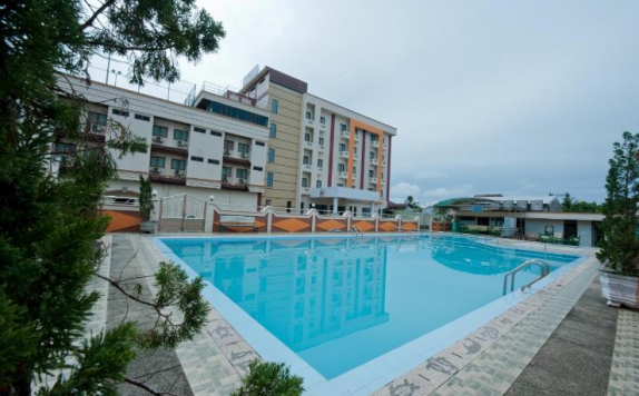 Swimming Pool di Derawan Indah Hotel Berau