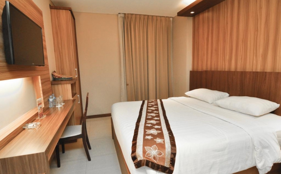 Bedroom di Diamond Hotel
