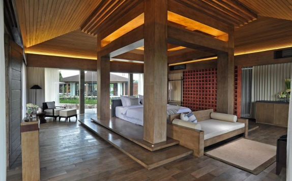Tampilan Bedroom Hotel di Djoglo Luxury Bungalow