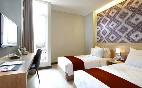 Guest room di D Kayoon Hotel