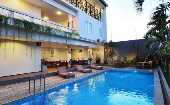 swimming pool di d'Lima Boutique Hotel and Villa