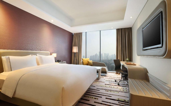 Bedroom di DoubleTree by Hilton Jakarta