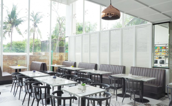 Restaurant di d Primahotel Airport 2 Tangerang