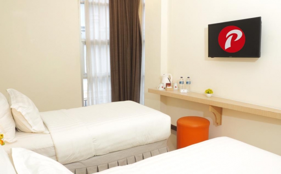 Tampilan Bedroom Hotel di d'primahotel Melawai