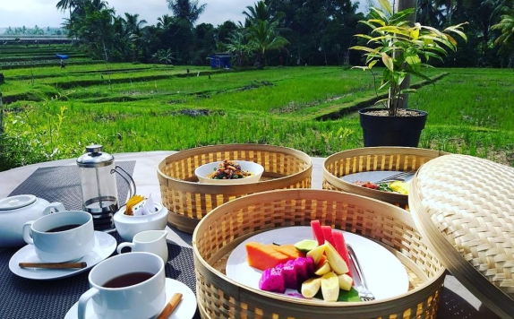 food & beverages di Dukuh Sebatu Resort Villas