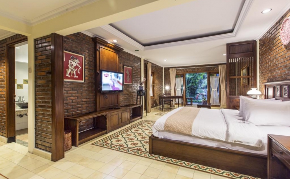 Tampilan Bedroom Hotel di Duta Garden Hotel and Boutique Villa