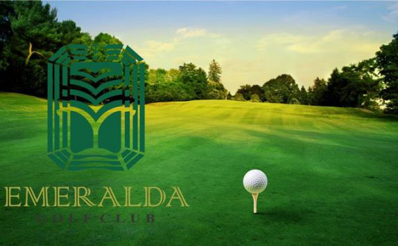 eksterior di Emeralda Golf Course