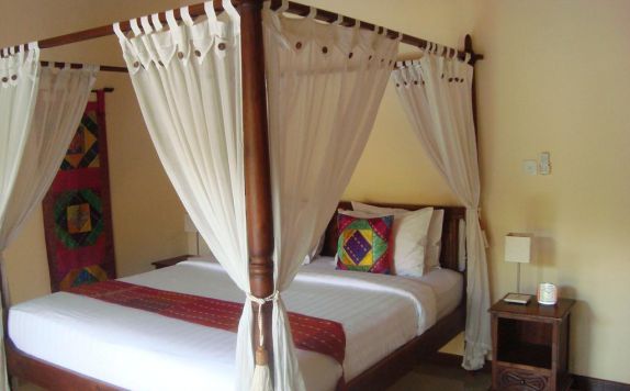 guest room di Emerald Villas Bali
