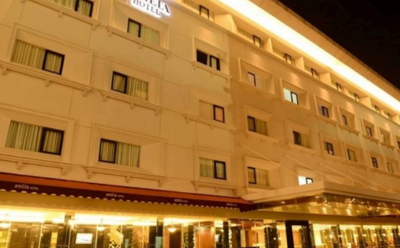 Front view di Emilia Hotel By Amazing