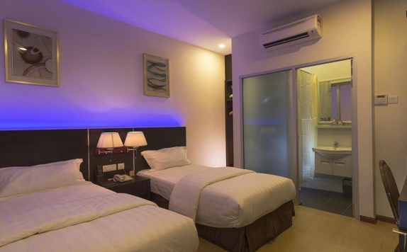 E Red Cosmo Hotel Penang