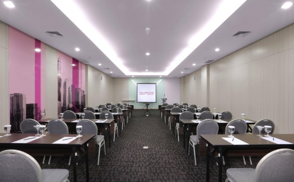 Meeting room di Favehotel Bandara Tangerang