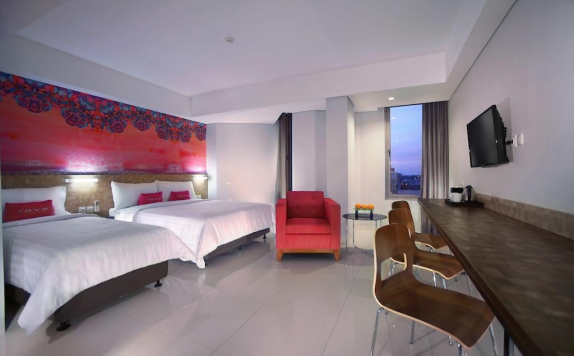 Tampilan Bedroom Hotel di Favehotel Daeng Tompo