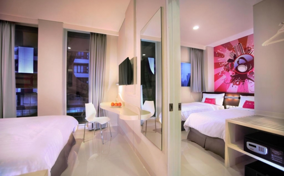 Tampilan Bedroom Hotel di Favehotel Gatot Subroto